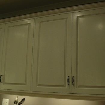 country cottage detailed solid wood kitchen cupboards